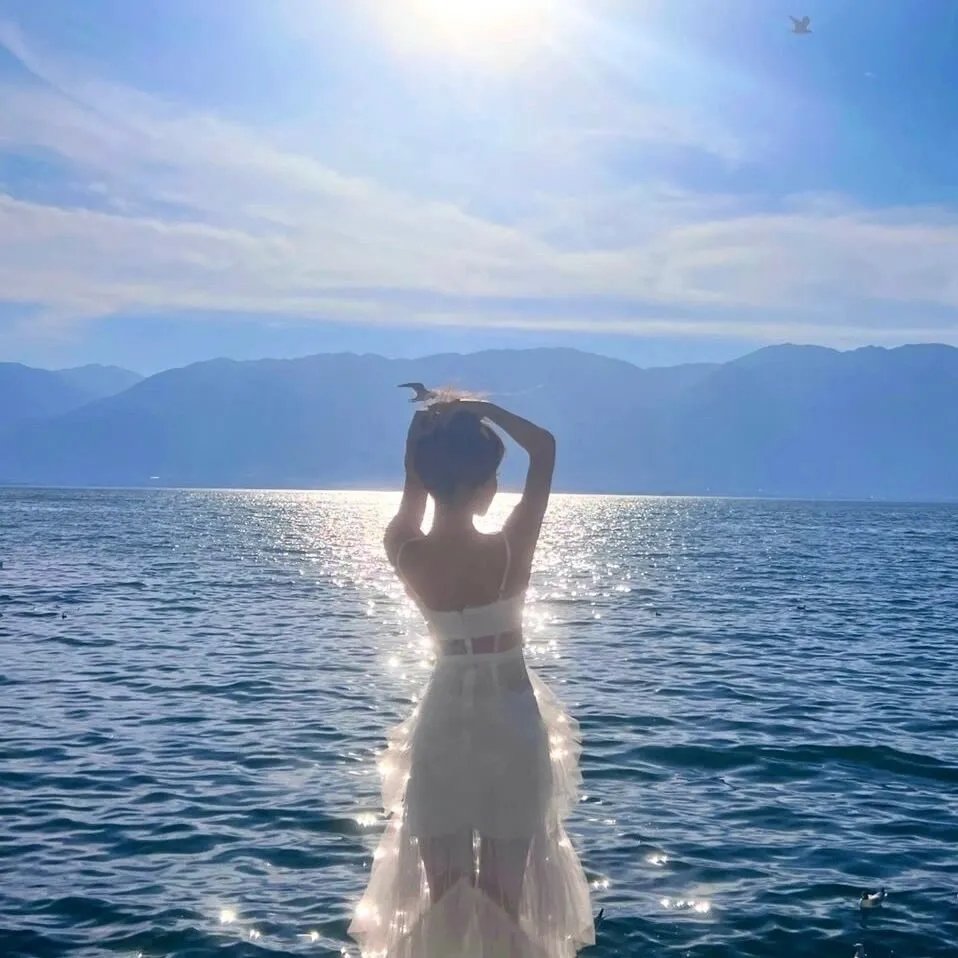 此刻只有你共我